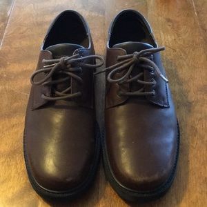 Rockport Casual waterproof size 10.5 Wide